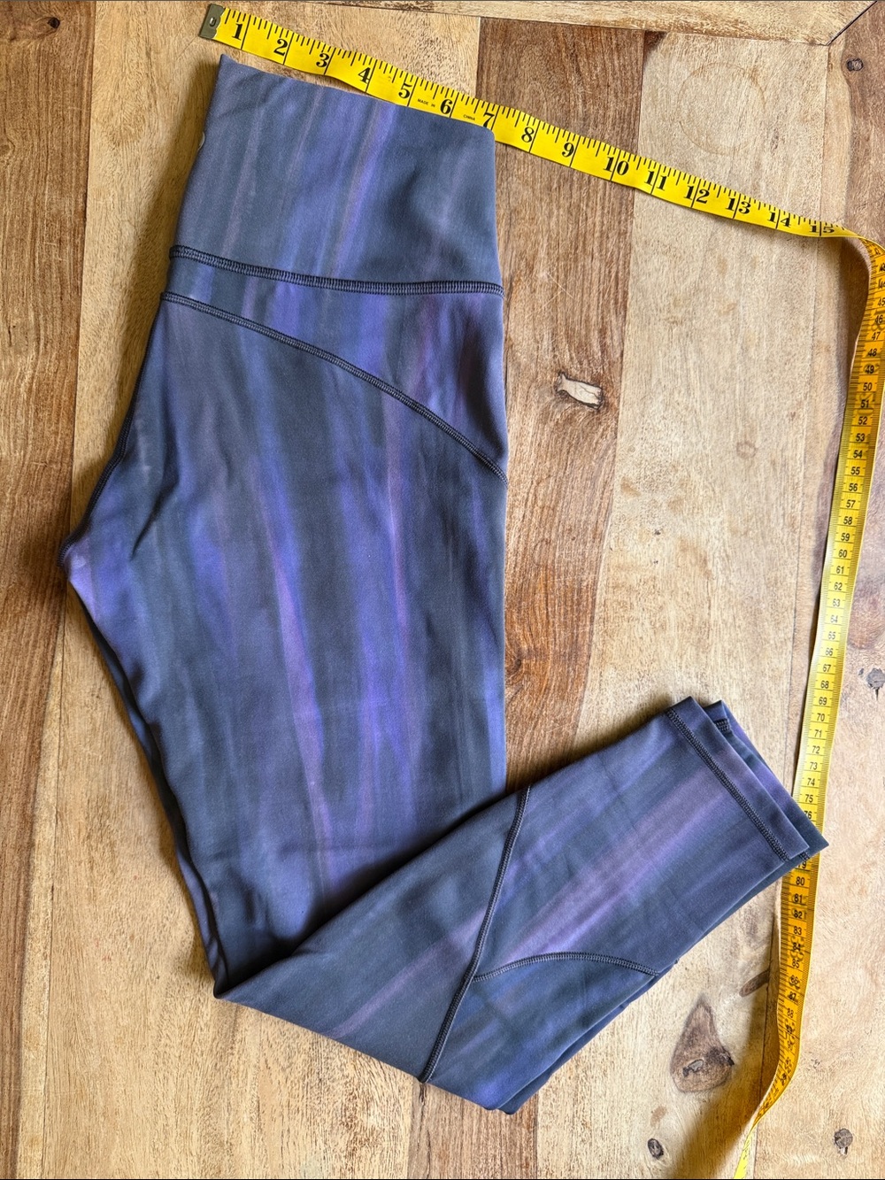 lululemon athletica Purple/Blue Striped Leggings size 8